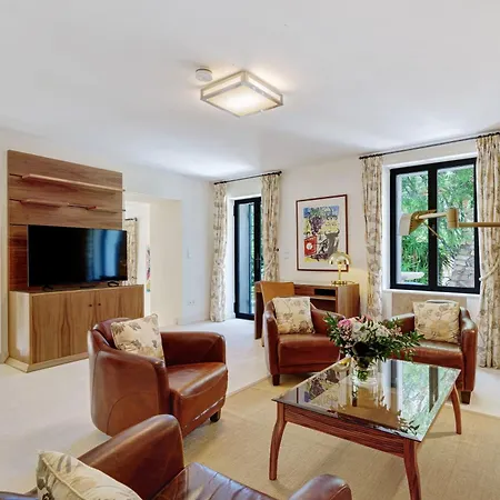 Mas De La Tour サントロペ