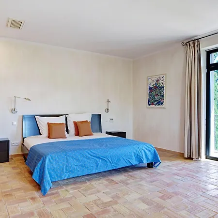 Mas De La Tour Villa