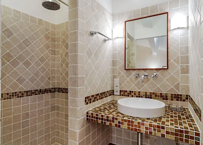 فيلة Mas De La Tour