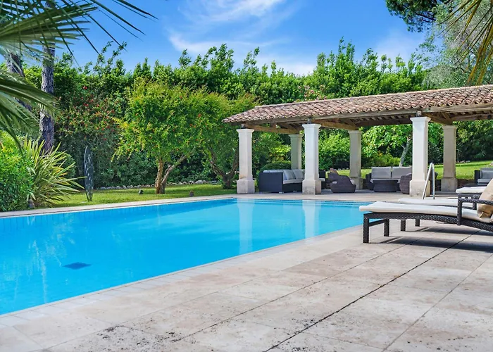 Mas De La Tour * Saint-Tropez