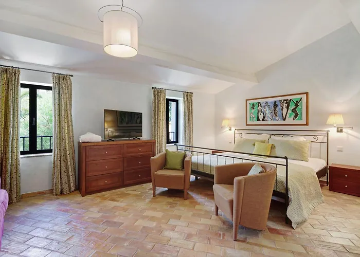 Vila Mas De La Tour *